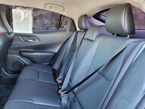 Used 2023 Toyota Prius Prime FWD image 14