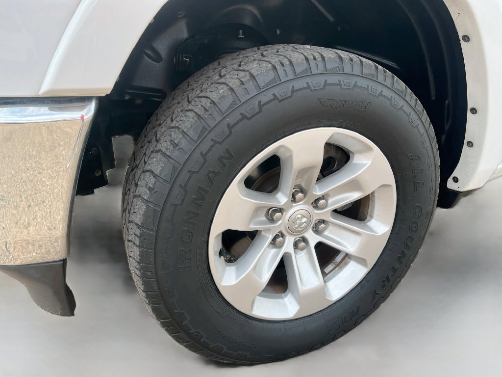 Used 2021 RAM 1500 Laramie w/ Off Road Group AWD/4WD image 30