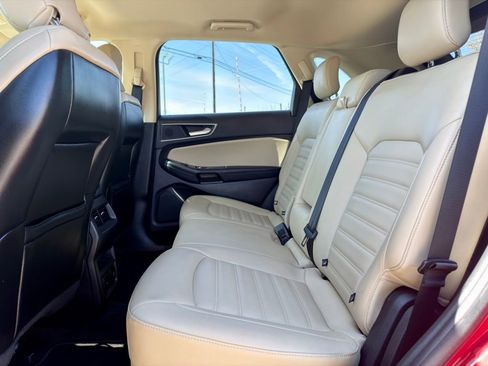Used 2019 Ford Edge SEL w/ Equipment Group 201A image 11