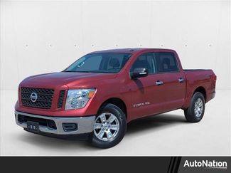 Used 2019 Nissan Titan SV image 1