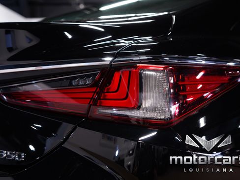 Used 2019 Lexus ES 350 image 19