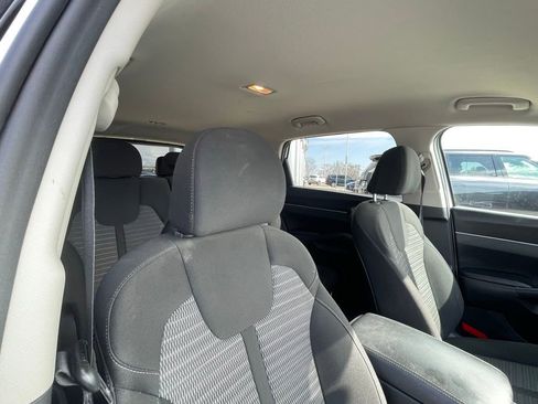 Used 2021 Kia Sorento LX image 30