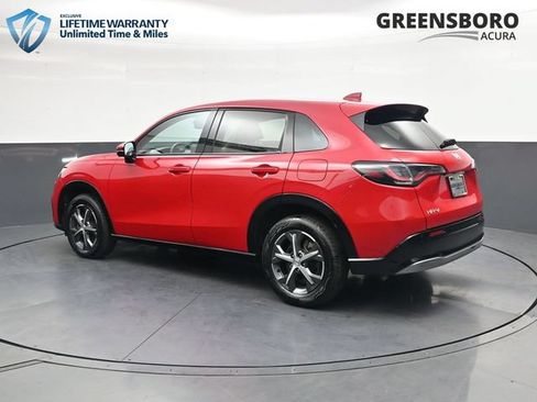 Used 2024 Honda HR-V EX-L image 9