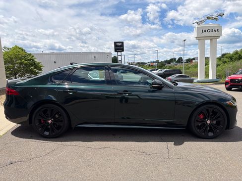 Used 2023 Jaguar XF R-Dynamic SE AWD/4WD image 7
