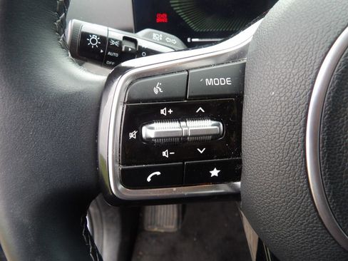 Used 2025 Kia Sorento EX FWD image 15