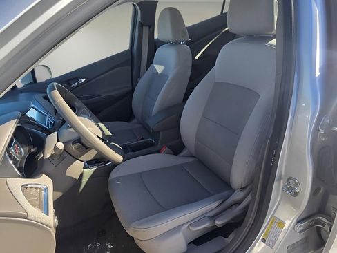 Used 2017 Chevrolet Cruze LT image 13