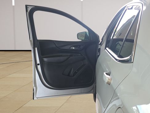 Used 2020 Chevrolet Equinox LT AWD/4WD image 10
