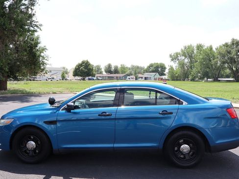 Used 2013 Ford Taurus Police Interceptor AWD image 9