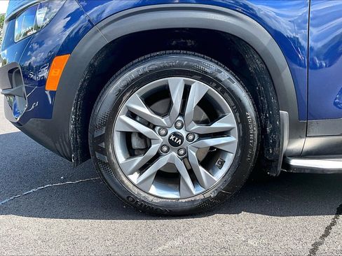 Used 2021 Kia Seltos S AWD/4WD image 9
