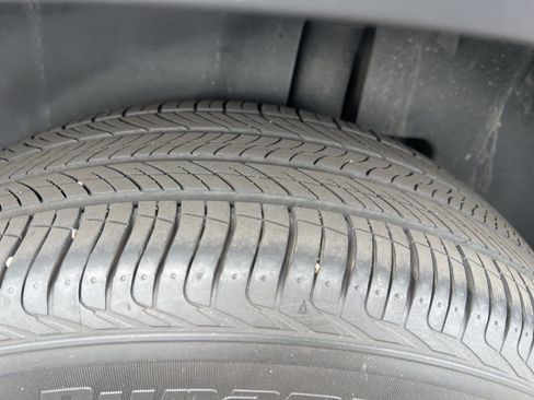 Used 2024 Chevrolet Trax LT w/ LT Convenience Package image 12