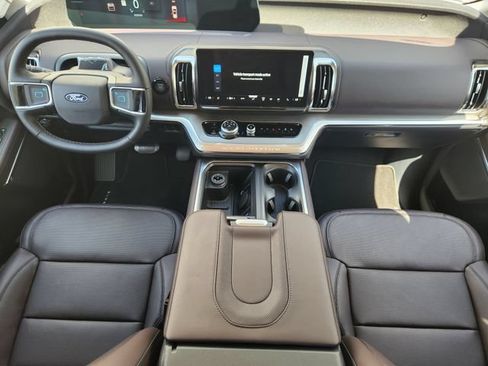 New 2027 Ford Expedition Platinum w/ Platinum Ultimate Package AWD/4WD image 19