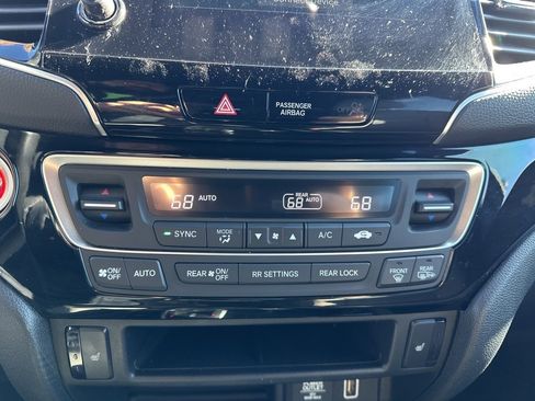 Certified 2021 Honda Passport Touring image 28