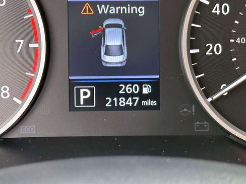 Certified 2022 Nissan Sentra S image 25