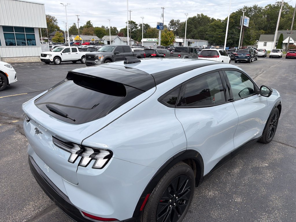 Used 2025 Ford Mustang Mach-E Premium w/ Sport Appearance Package AWD/4WD image 13