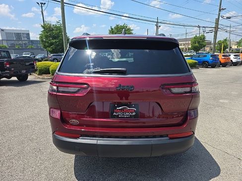 New 2026 Jeep Grand Cherokee L 2WD image 4