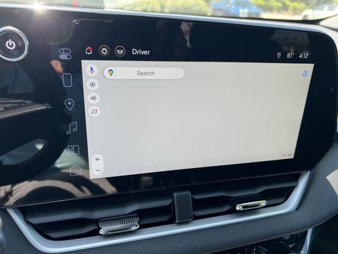 Used 2025 Chevrolet Equinox LT image 6