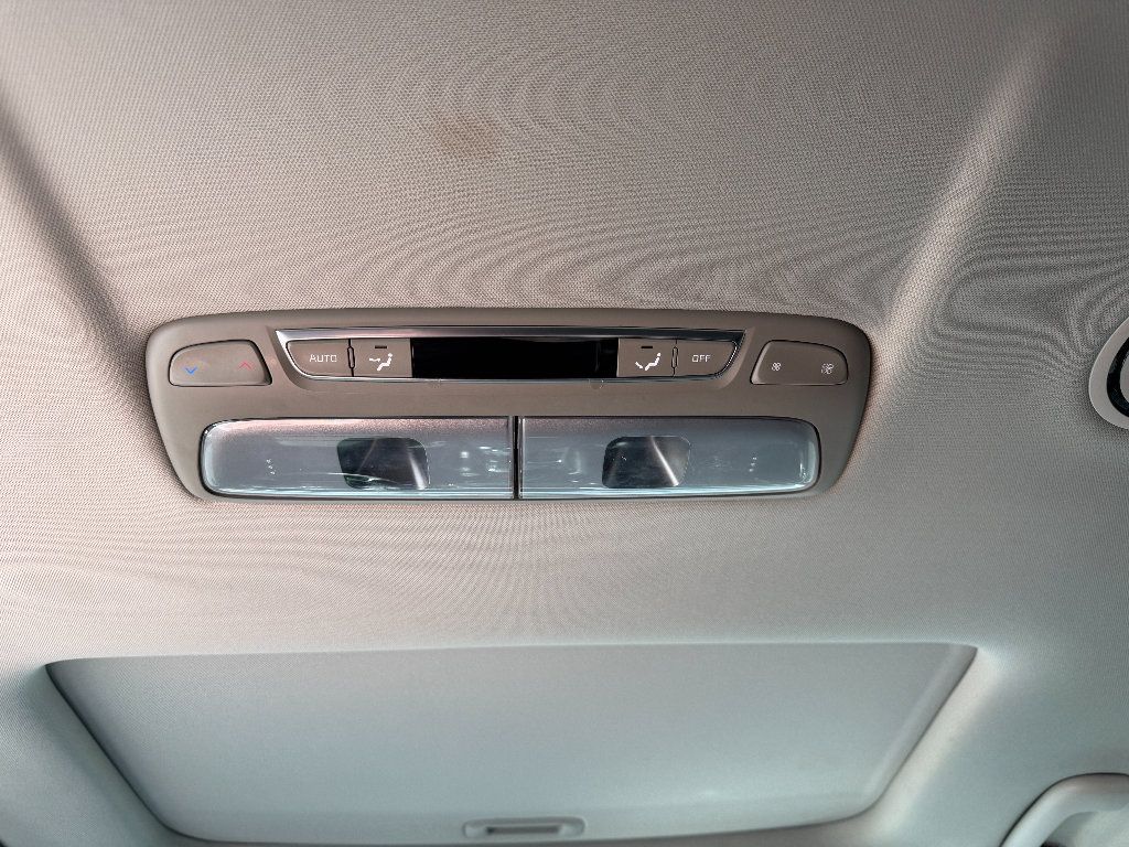 Used 2024 Kia Telluride S w/ S Sunroof Package FWD image 22
