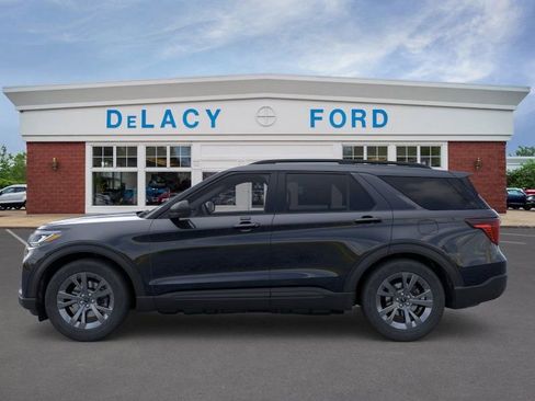 New 2026 Ford Explorer Active w/ Active Comfort Package image 4