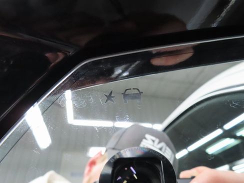 Used 2025 GMC Yukon Denali image 72