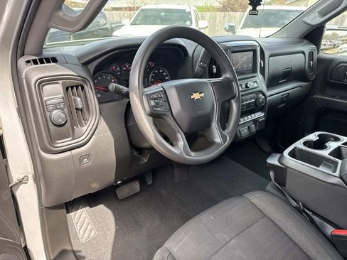 Used 2022 Chevrolet Silverado 1500 Custom image 22