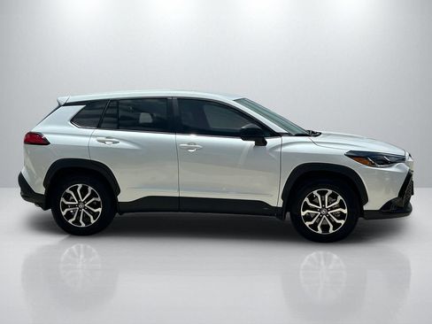 Used 2025 Toyota Corolla Cross AWD Hybrid image 4