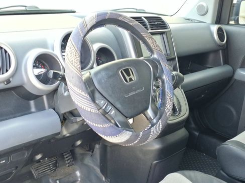 Used 2006 Honda Element EX image 9