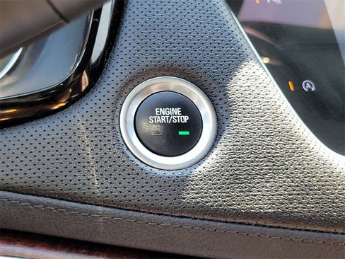 Certified 2023 Cadillac XT5 Premium Luxury image 24