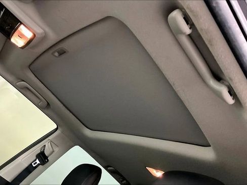Used 2021 Toyota 4Runner SR5 Premium w/ Moonroof Package AWD/4WD image 4
