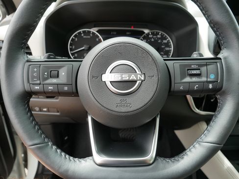 Certified 2023 Nissan Rogue SL w/ SL Premium Package AWD/4WD image 25