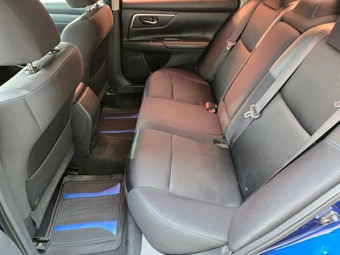 Used 2017 Nissan Altima 2.5 SR image 7