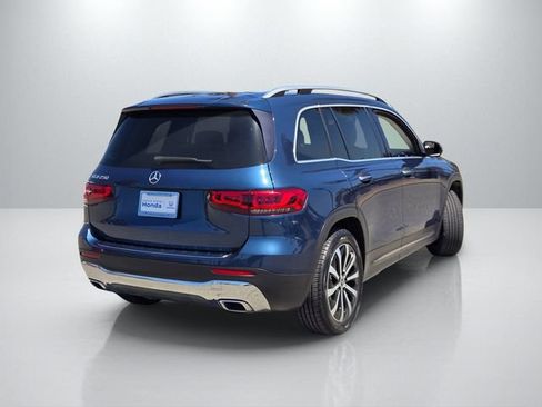 Used 2022 Mercedes-Benz GLB 250 image 4
