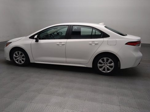 Used 2025 Toyota Corolla LE FWD image 3