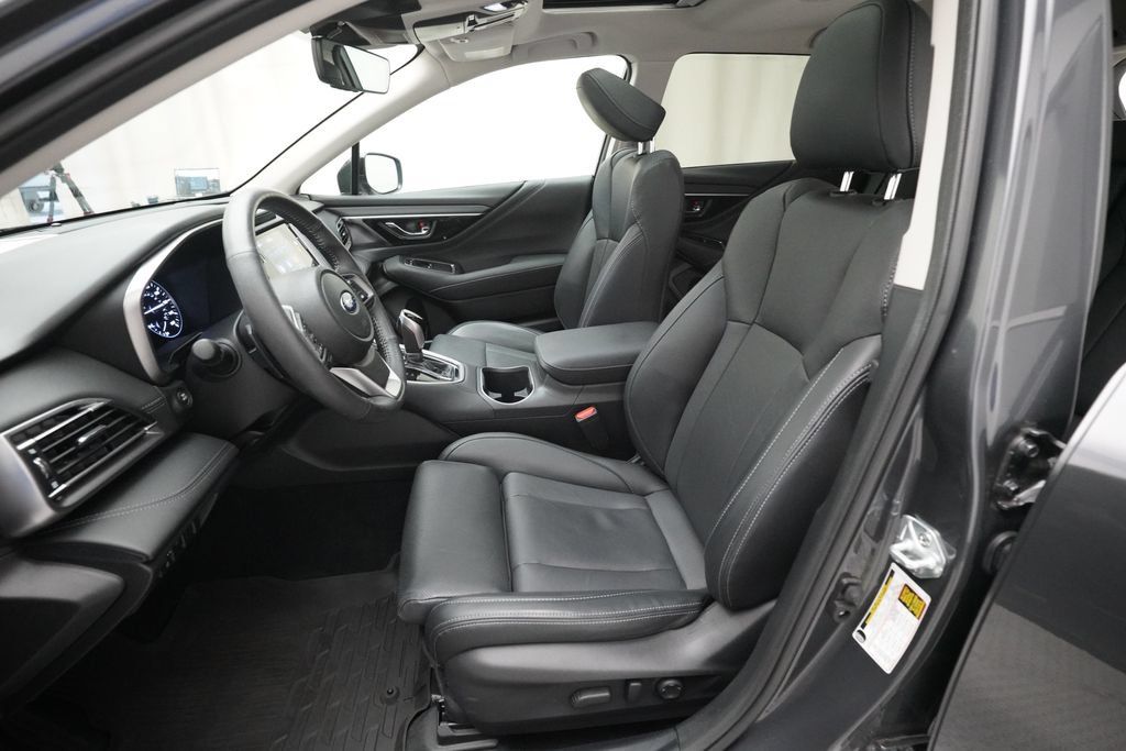 Used 2024 Subaru Outback Limited AWD/4WD image 7