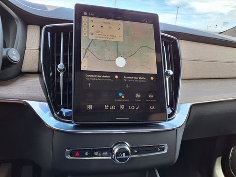 New 2026 Volvo XC90 B6 Plus w/ Protection Package Premier image 15