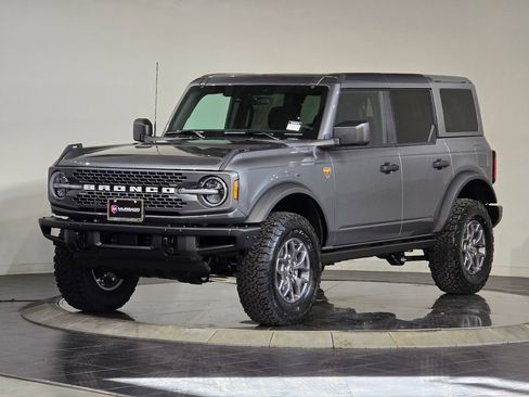 New 2025 Ford Bronco Badlands AWD/4WD image 6