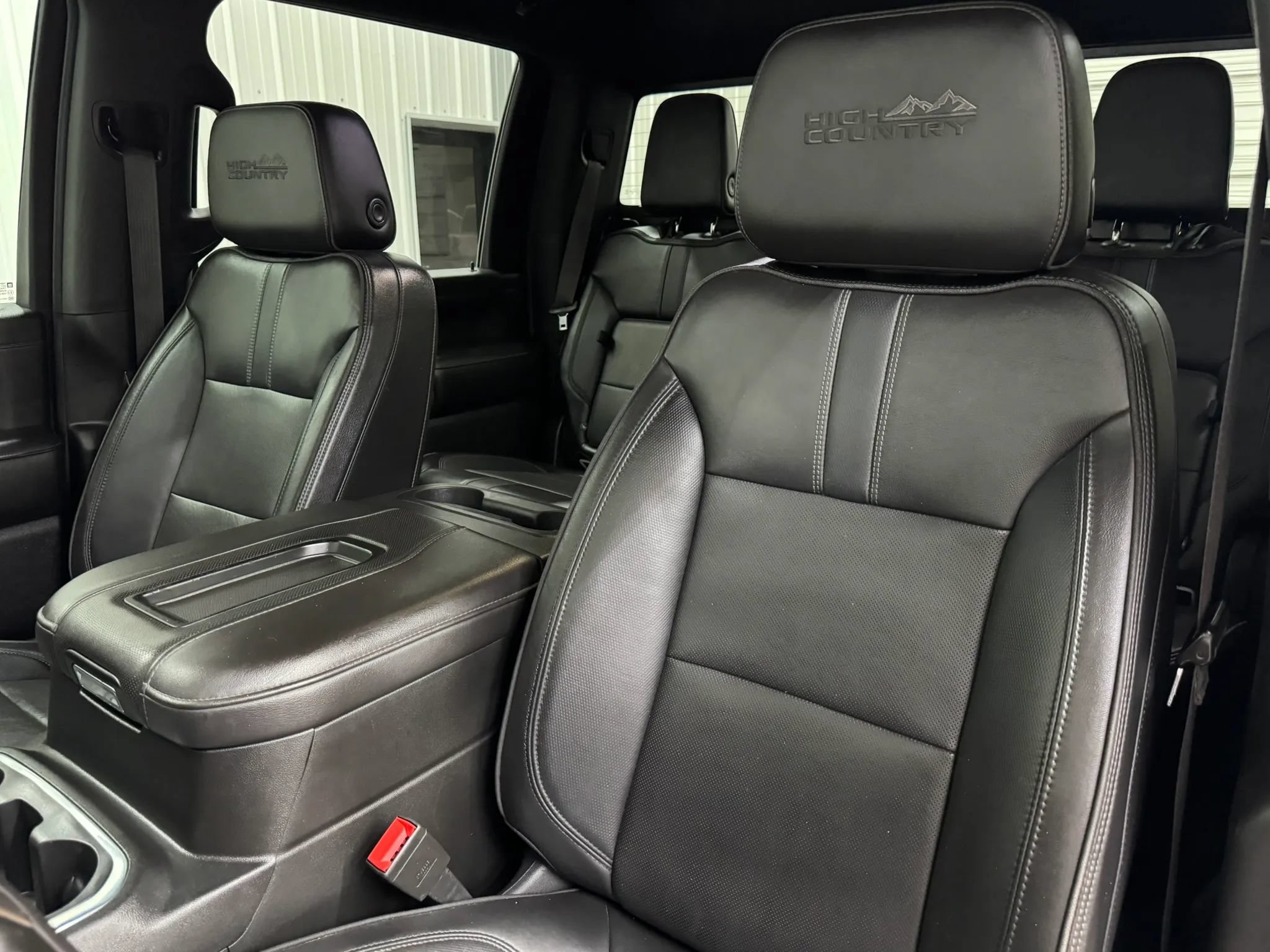 Used 2021 Chevrolet Silverado 2500 High Country w/ Z71 Off-Road Package AWD/4WD image 11