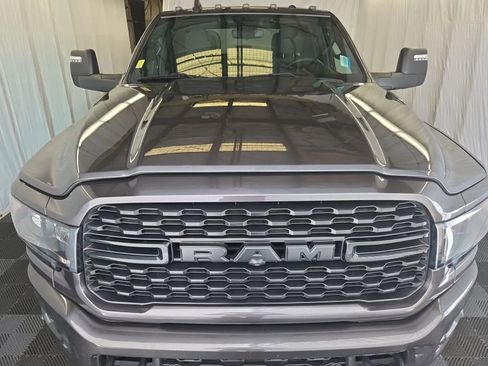 Used 2024 RAM 3500 Big Horn w/ Night Edition AWD/4WD image 6