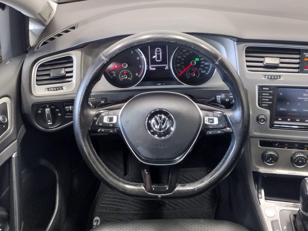 Used 2016 Volkswagen Golf SE FWD image 26