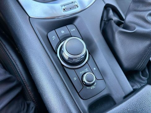 Used 2019 FIAT 124 Spider Abarth RWD image 14