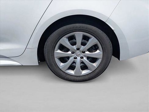 Used 2023 Toyota Corolla LE FWD image 23