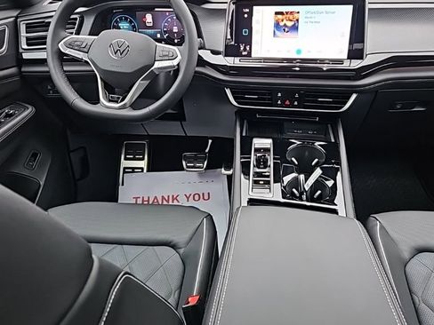 New 2026 Volkswagen Atlas Cross Sport SEL Premium R-Line AWD/4WD image 25