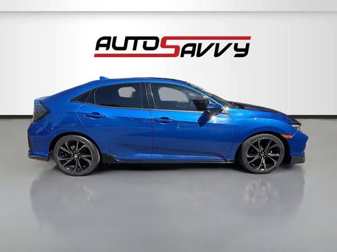 Used 2018 Honda Civic Sport Touring image 8