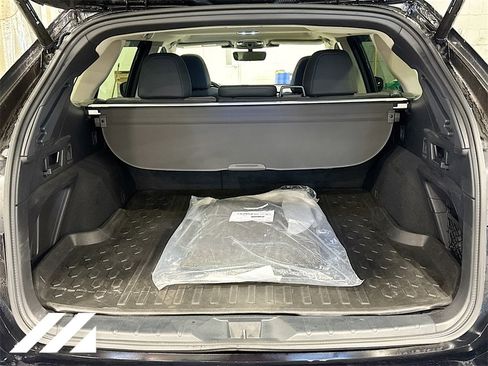 Certified 2023 Subaru Outback Onyx Edition image 28