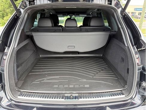 Used 2016 Porsche Cayenne GTS AWD/4WD image 7