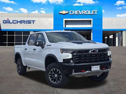 New 2026 Chevrolet Silverado 1500 ZR2 w/ LPO, Dark Essentials Package