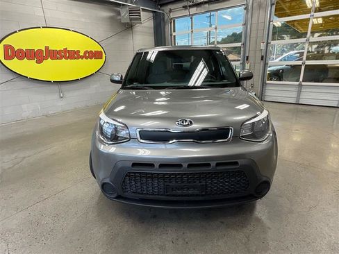 Used 2016 Kia Soul FWD image 8