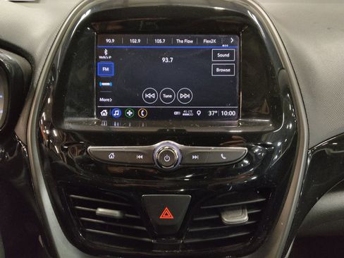 Used 2020 Chevrolet Spark LT image 25