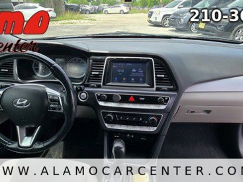 Used 2018 Hyundai Sonata SEL FWD image 16