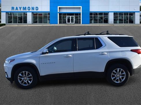 Certified 2019 Chevrolet Traverse LT image 6
