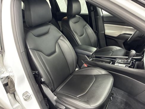 Certified 2025 Jeep Compass Limited AWD/4WD image 16